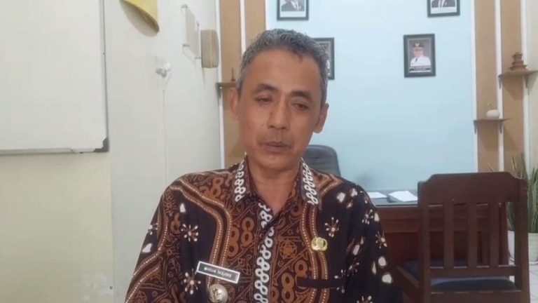 Viral Camat Madiun Main Game Saat Rapat Terungkap Alasannya Viral Camat Madiun Main Game Saat Rapat Terungkap Alasannya