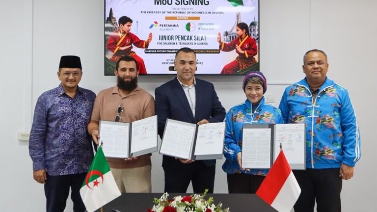Jurus Persahabatan Indonesia dan Aljazair Jurus Persahabatan Indonesia dan Aljazair
