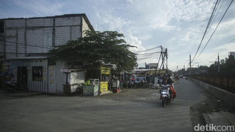 Jalan Mangkrak 7 Gubernur Akhirnya Tuntas Jalan Mangkrak 7 Gubernur Akhirnya Tuntas