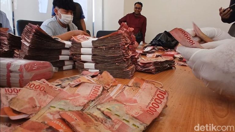 Dana Kuliah Anak Rp 1,5 Miliar Nyaris Musnah