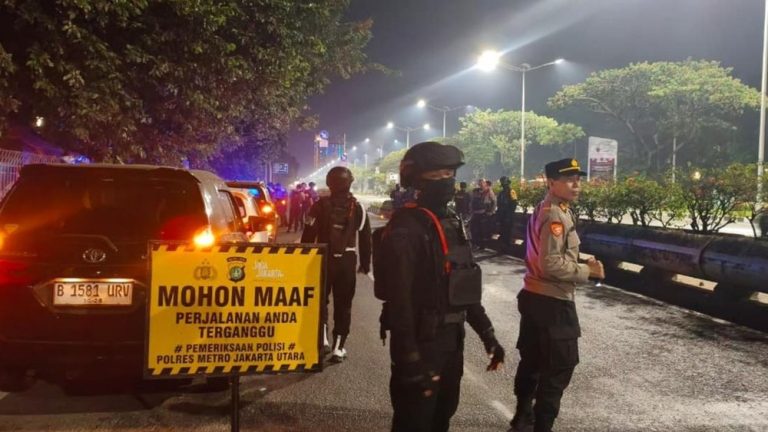 Jakut Mencekam Enam Pemuda Diciduk Jakut Mencekam Enam Pemuda Diciduk