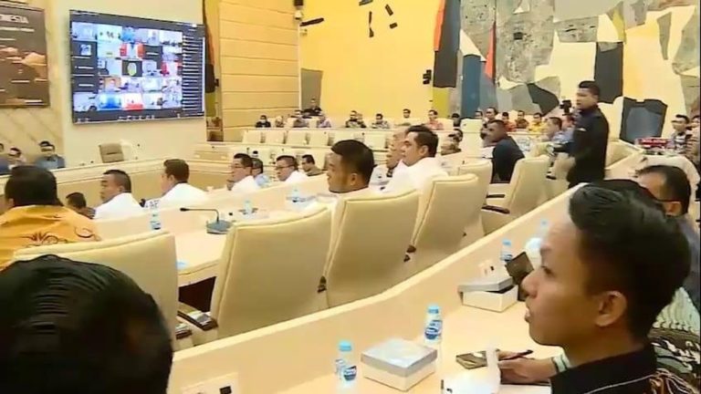 Kata Sirkus di DPR Bikin Heboh Anggota Dewan Didesak Minta Maaf Kata Sirkus di DPR Bikin Heboh Anggota Dewan Didesak Minta Maaf