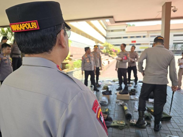Kualitas Perlengkapan Taruna Akpol Disorot Pimpinan Kualitas Perlengkapan Taruna Akpol Disorot Pimpinan