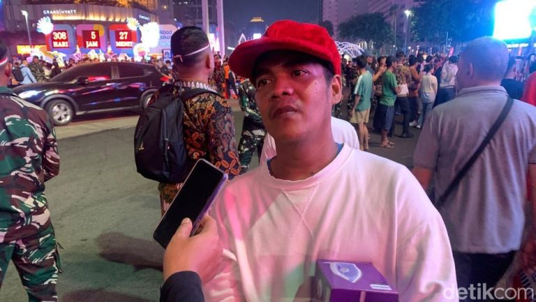Pria Ini Ungkap Rahasia Kegembiraan di HUT RI Pria Ini Ungkap Rahasia Kegembiraan di HUT RI