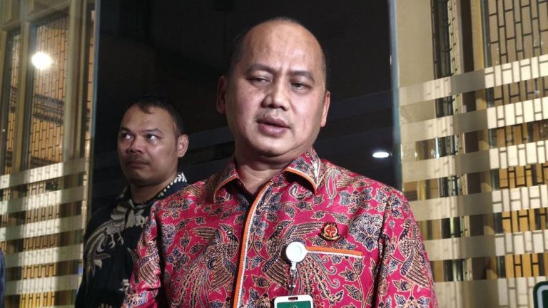 Skandal Gizi Nasional Seret Oknum TNI Aktif