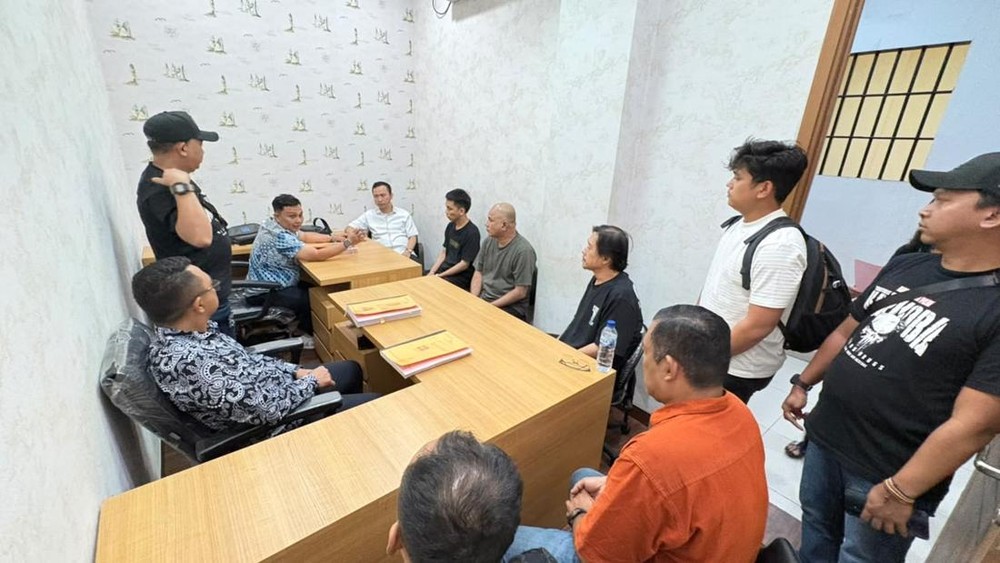 Bali Geger Bareskrim Serahkan Belasan Tersangka Narkoba