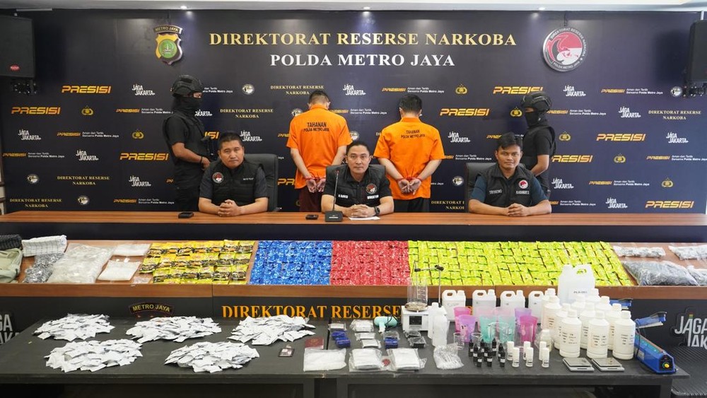 Pabrik Vape Narkoba Digerebek Polisi