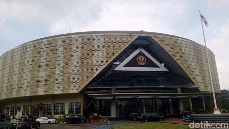 Terungkap Nasib Mahasiswi Unpad yang Bikin Geger Terungkap Nasib Mahasiswi Unpad yang Bikin Geger