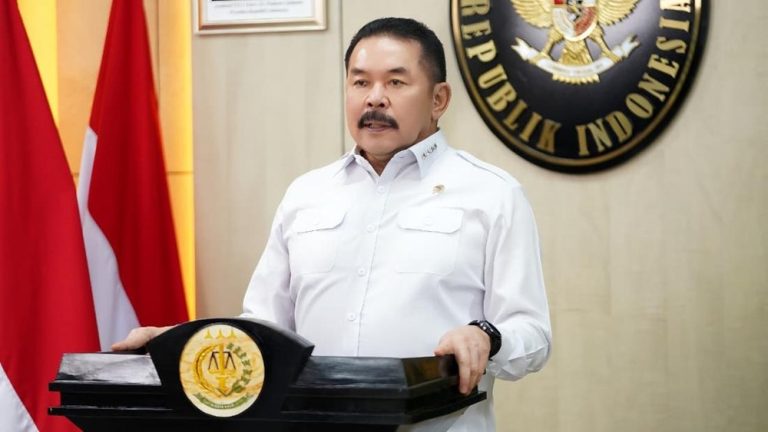Jaksa Agung Beri Perintah Keras Pejabat Baru Jaksa Agung Beri Perintah Keras Pejabat Baru