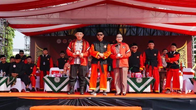 Kapolri Resmi Jadi Bagian Keluarga Besar Ini Kapolri Resmi Jadi Bagian Keluarga Besar Ini