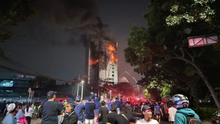 Saksi Kunci Kebakaran Bapenda DKI Diperiksa Saksi Kunci Kebakaran Bapenda DKI Diperiksa