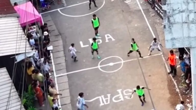 Rahasia di Balik Larangan KAI untuk Lapangan Bola Menteng