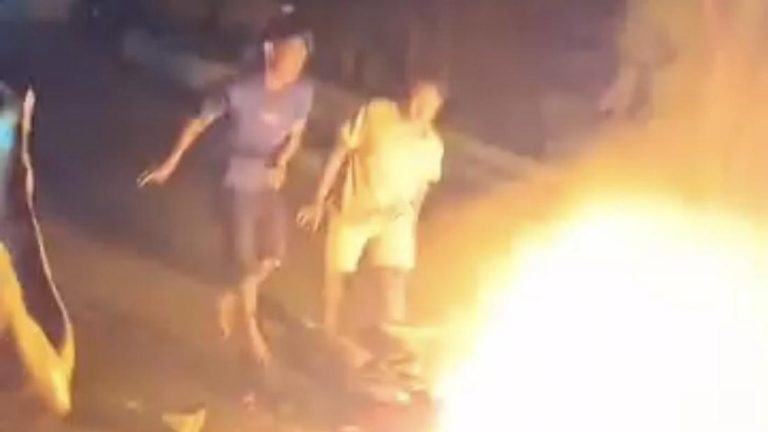 Gresik Geger Maling Uang Rp 380 Ribu Babak Belur Motor Ludes Gresik Geger Maling Uang Rp 380 Ribu Babak Belur Motor Ludes