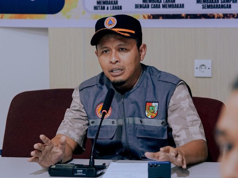 Pekanbaru Bersujud Memohon Mukjizat Pekanbaru Bersujud Memohon Mukjizat