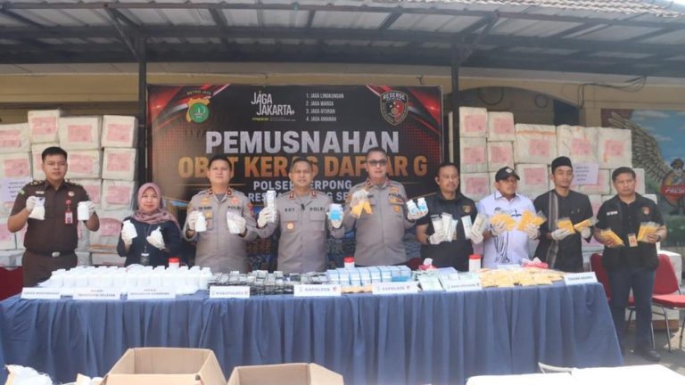 Gudang Misterius Terbongkar Jutaan Pil Ilegal Disita