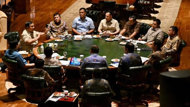 Prabowo Panggil Para Jenderal ke Hambalang Ini yang Terjadi
