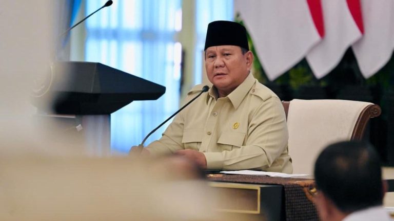 Prabowo Tak Sanggup Kerja Minggir Prabowo Tak Sanggup Kerja Minggir