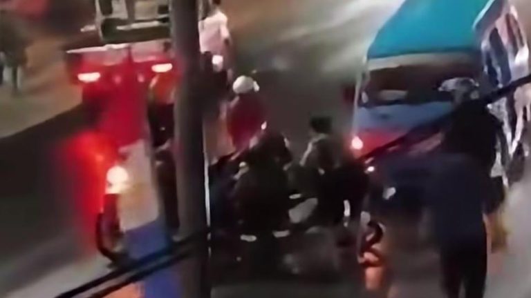 Penyebab Aneh Pemotor Terjatuh Beruntun di Bantargebang
