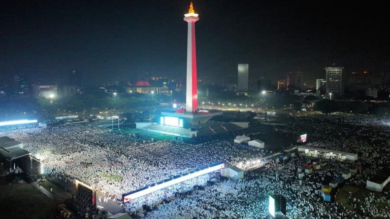 Monas Berzikir Damai Penuh Harapan