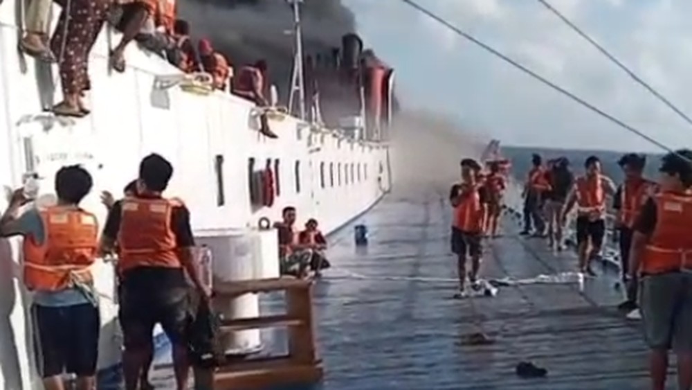 Api Mengamuk di Kapal Mutiara Sentosa