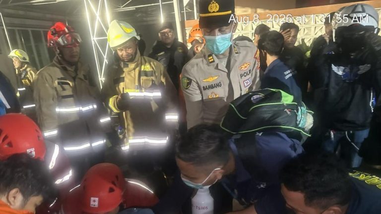 Api Bapenda Jakarta Satu Korban Selamat Dirawat Api Bapenda Jakarta Satu Korban Selamat Dirawat