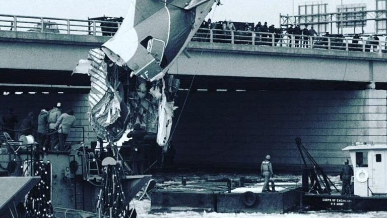 Es Mematikan Tragedi Udara Washington Es Mematikan Tragedi Udara Washington