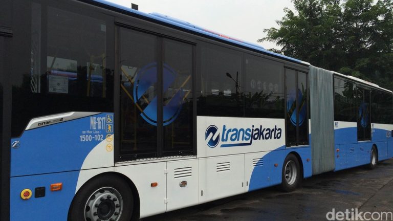 Penyebab Sebenarnya Sopir Transjakarta Menabrak Terkuak
