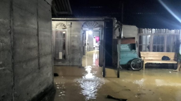 Aceh Barat Daya Lumpuh Diterjang Bencana