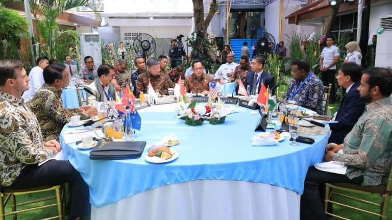 Wajah Baru Perbatasan Indonesia Terungkap Ini Rencana Besar Mendagri Wajah Baru Perbatasan Indonesia Terungkap Ini Rencana Besar Mendagri