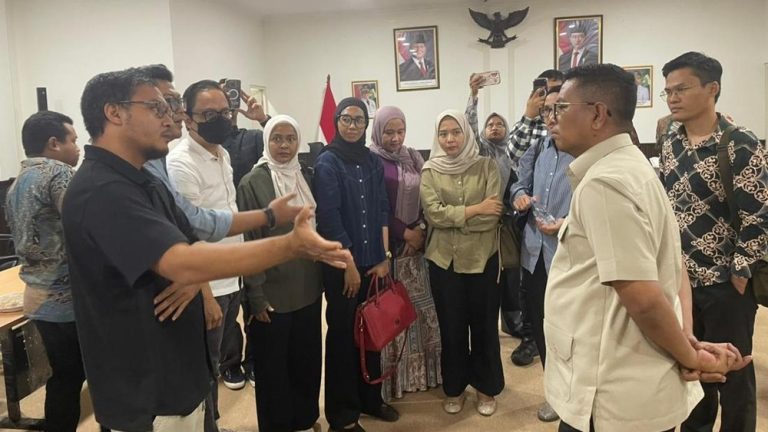 Gubernur Banten Ambil Alih Sengketa Sekolah Pamulang Ini Alasannya