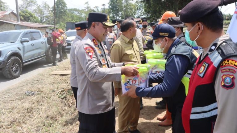 Puncak Sinabung Bergolak Ratusan Personel Bergerak Puncak Sinabung Bergolak Ratusan Personel Bergerak
