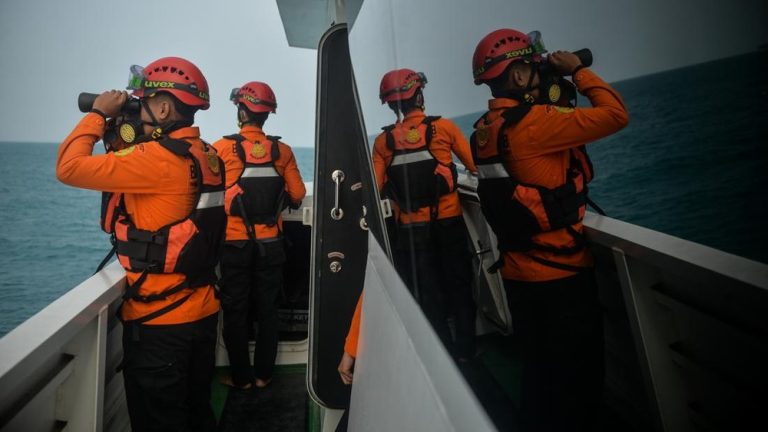 Misteri 8 Orang Hilang di Anak Krakatau