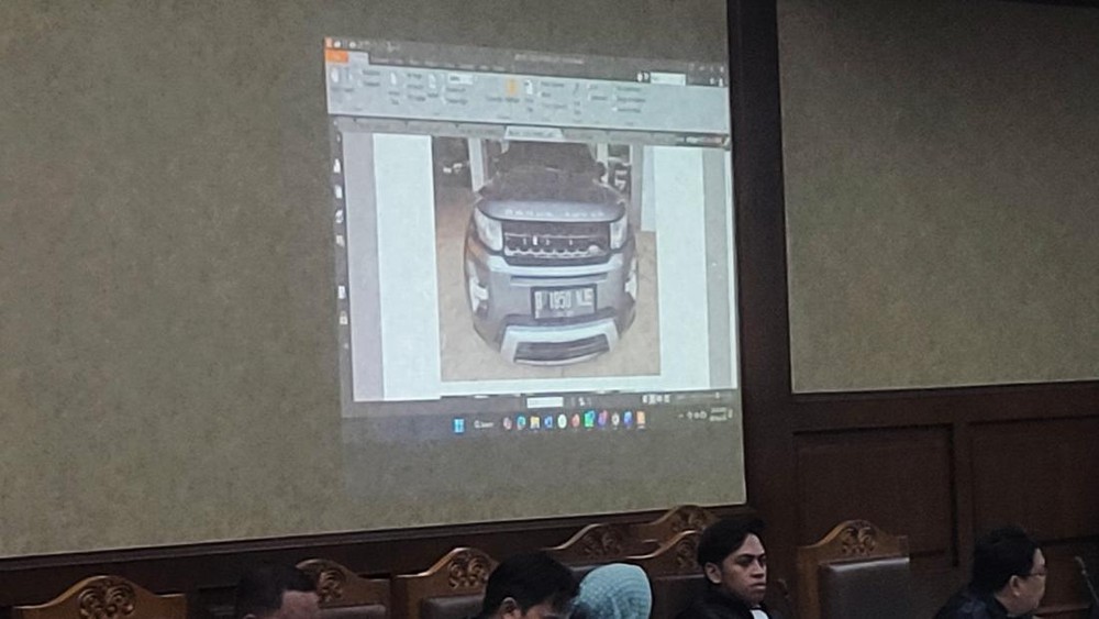 Range Rover dan LEGO Star Wars Terkuak di Sidang Korupsi Haji