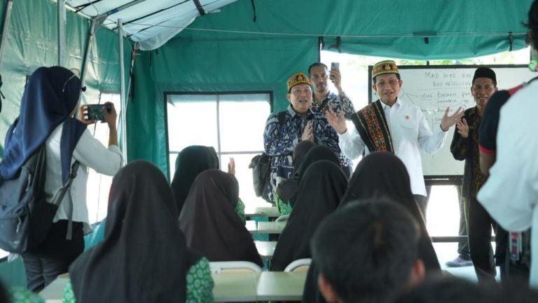 Semangat Siswa Flores Bikin Kagum Menteri Agama