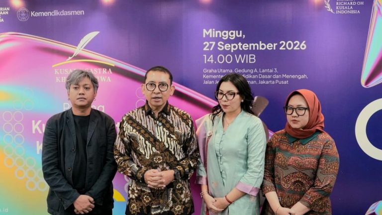 Masa Depan Sastra Indonesia di Tangan Kolaborasi Masa Depan Sastra Indonesia di Tangan Kolaborasi