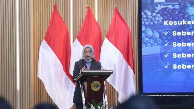 Menteri Rini Bongkar Rahasia Pemimpin Sejati Menteri Rini Bongkar Rahasia Pemimpin Sejati