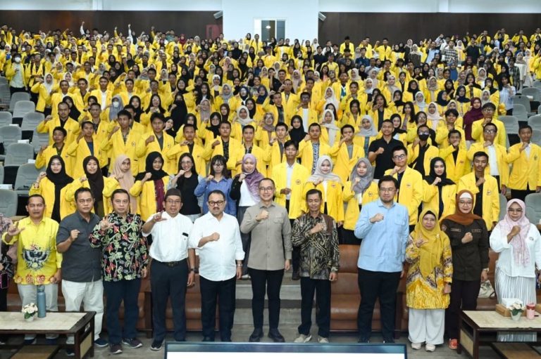 Waka MPR Ungkap Krisis Iklim Kampus Jadi Penentu