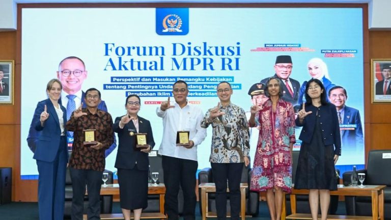 Peringatan MPR Soal Krisis Iklim Mengancam