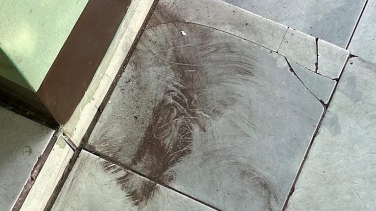 Bandung Raya Diselimuti Abu Misterius