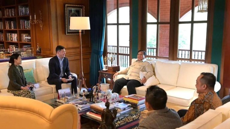 Ada Apa di Hambalang Prabowo Terima Tamu Spesial