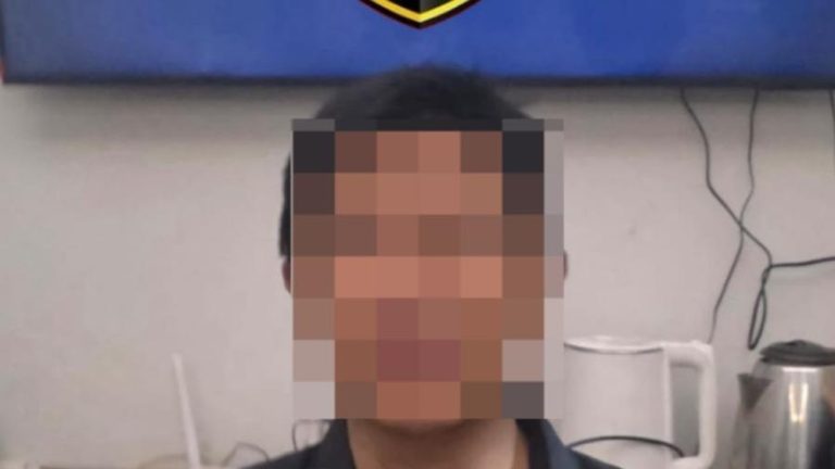 Menguak Sosok Penendang Wanita Senayan City