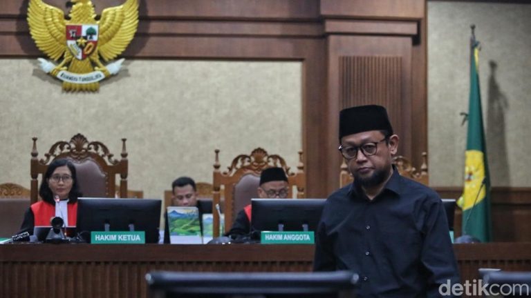 DPR Minta Jatah Oleh-oleh Haji