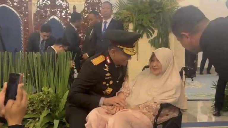 Momen Haru Jenderal Suyudi Jadi Kapolri