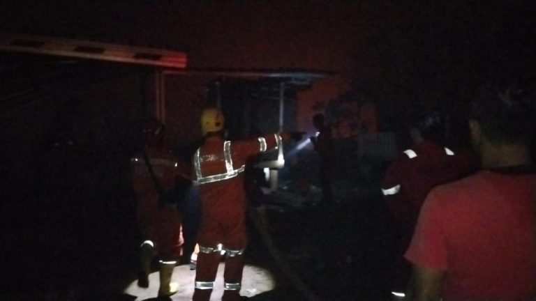 Mencekam Keluarga Terjebak Asap Karhutla Babel