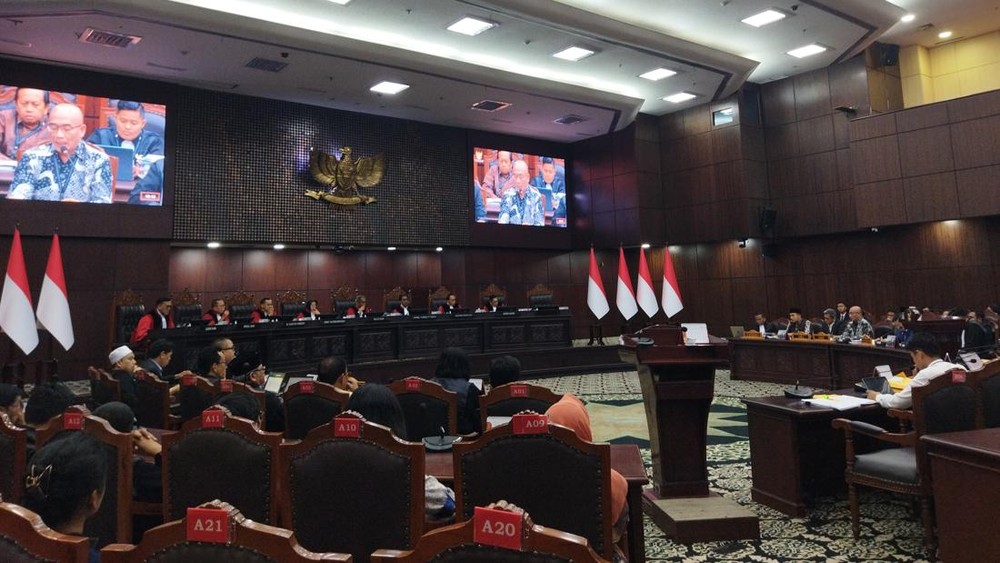 Polemik Ijazah Gibran di MK